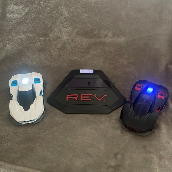 WowWee Toys Wowwee Rev Rev Robotic Enhanced Vehicles Complete